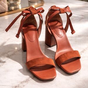 Chic Tan Women's Heels with Bow Detail